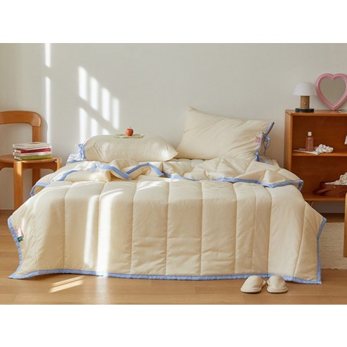 포근함과 산뜻함으로 꿀잠을 선사하는 마틸라 리본케이크 간절기 차렵이불