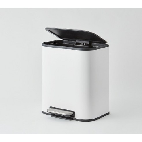 품격 있는 공간을 완성하는 작은 차이, 한샘 시그니처 페달 휴지통