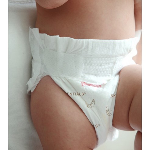 밤새도록 꿀잠 보장! 하기스 스킨에센셜로 아기 피부 고민 끝!