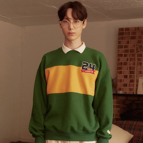 메인부스 4 Team Sweatshirt