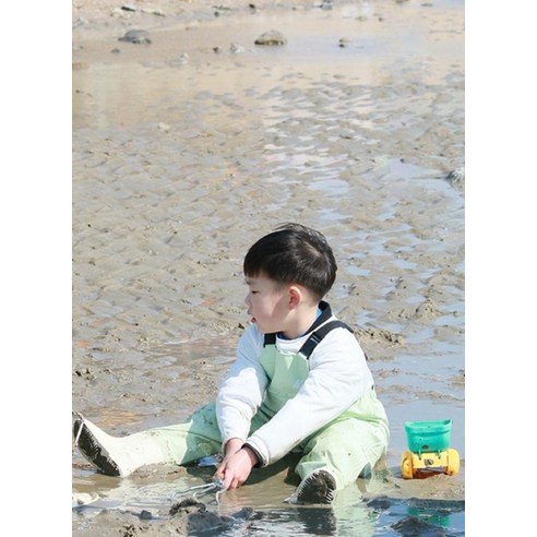 갯벌과 물놀이, 안심하고 즐기는 맥스메가다인 아동용 가슴장화