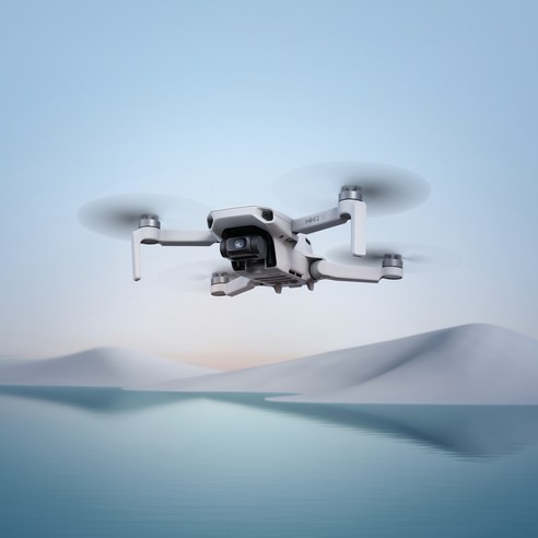 초보자를 위한 저렴하고 휴대성 좋은 DJI Mini 2 SE 드론 플라이 모어 콤보