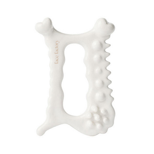 페이스팩토리 디톡 괄사 마사저로 뻐근함 없이 활기찬 일상을 되찾으세요.