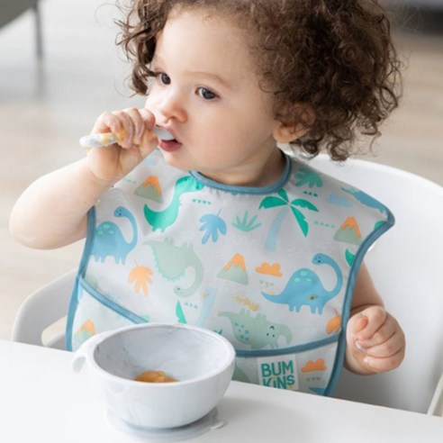 범킨스 방수 이유식 턱받이로 이유식 시간을 평화롭게!