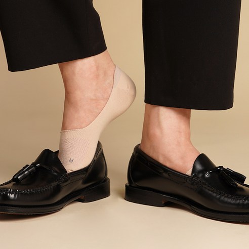 삭피엔스 페이크삭스: 발의 편안함과 스타일의 완벽한 조화