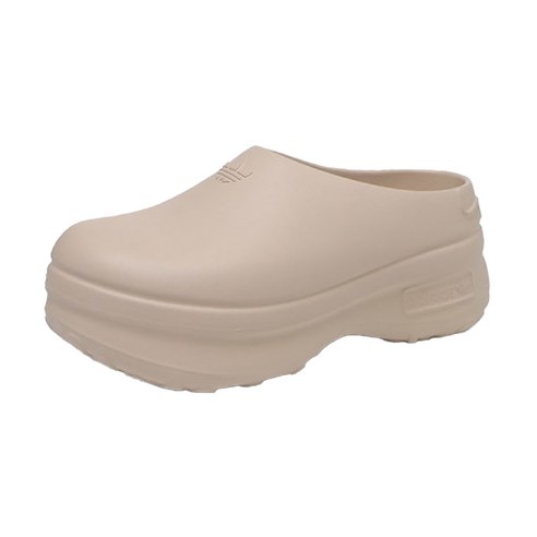 편안함과 스타일을 모두 갖춘 아디다스 아디폼 스탠스미스, 당신의 일상을 특별하게 만들어 줄 것입니다.