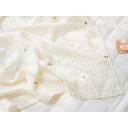 밤새 쿨쿨, 땀 많은 아기 꿀잠 책임지는 유트러스 모달 거즈 이불!