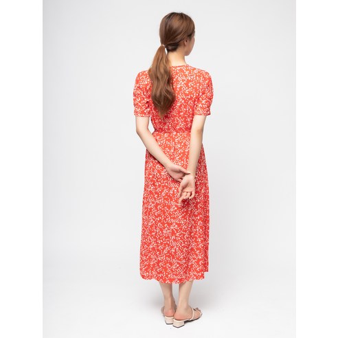 여름 여신을 꿈꾸는 여성을 위한 아이템