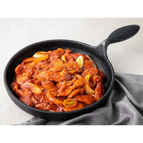 춘천의 전통 맛을 그대로 느낄 수 있는 곰곰 한입 쏙 춘천식 닭갈비