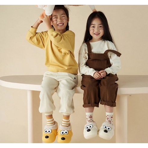 멜앤슈 가족용 EVA 기모 강아지 털실내화 샌들은 편안한 따듯함