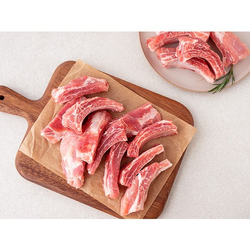 부드러운 식감과 진한 육맛의 포크밸리 등갈비