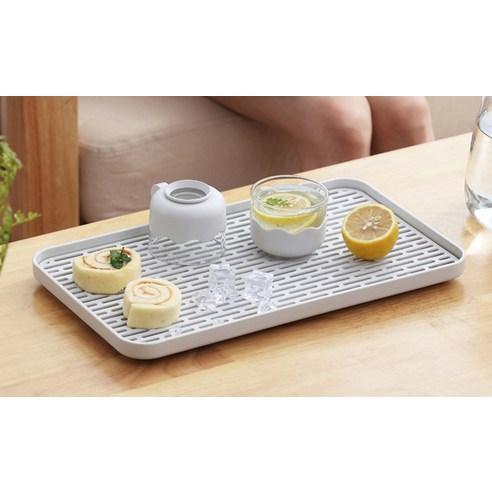 좁은 주방, 깔끔한 식기건조대로 공간 활용도를 높여보세요!