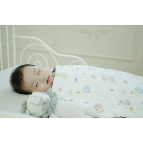 포근한 순면 감촉으로 아기의 행복한 숙면을 책임지는 머미쿨쿨 믹스볼 유아침구