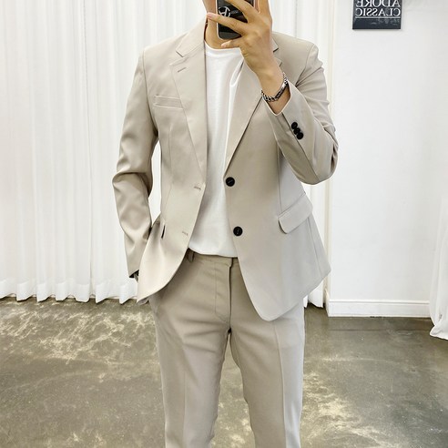 [웨딩나우ㅣ강추] 아도르클래식 남성용 슬림핏 캐주얼 정장 세트 – 스타일과 편안함의 조화 [WeddingNOWㅣ인기상품]