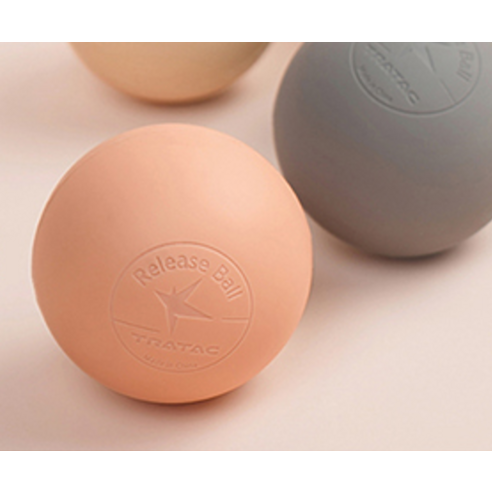내 손안의 작은 마사지사, 트라택 릴리즈 마사지볼로 뭉친 근육을 시원하게!