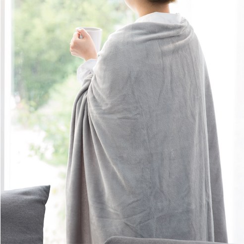 포근함이 내려앉는 밤, 코멧 홈 양면 극세사 블랭킷과 함께 따스한 휴식을