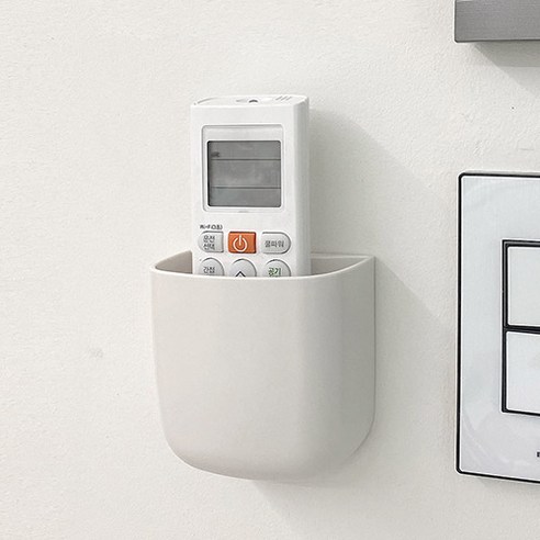 리모컨을 정리하고 정돈하는 데 도움이 되는 부착식 리모컨 정리함 꽂이