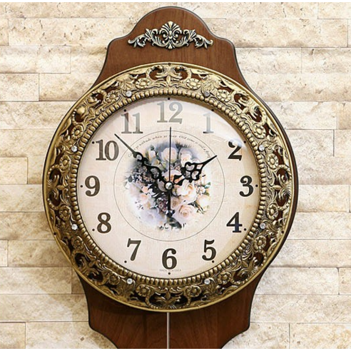 공간에 품격을 더하는 무소음 엔틱 국화 벽시계
