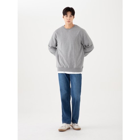 캐럿 남성용 기본 맨투맨은 봄과 가을에 착용하기 좋은 상품입니다.