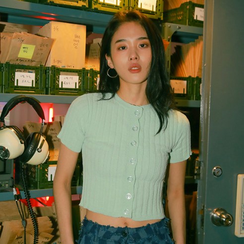 하드코어해피니스 여성용 crystal crop cardigan