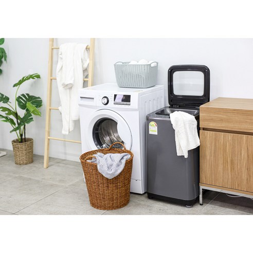 신일 삶는 세탁기 티타늄실버 SWM-3750 3kg은 작은 가전제품 중 하나로, 많은 소비자들에게 사랑받고 있는 제품입니다.