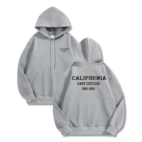 스타일과 편안함을 모두 갖춘 일루소 오버핏 후드티로 가을 스타일을 완성하세요!