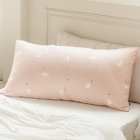 포근한 휴식을 위한 선택, 쉬즈홈 순면 일자형 등 쿠션 커버: 사랑스러운 핑크빛 위로 롱쿠션커버