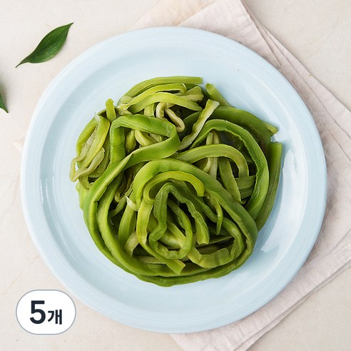 데친 궁채나물