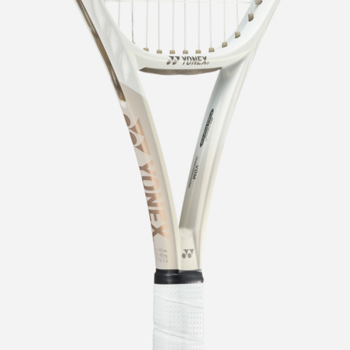 답답한 경기력, 요넥스 VCORE 100으로 파워와 컨트롤을 동시에!