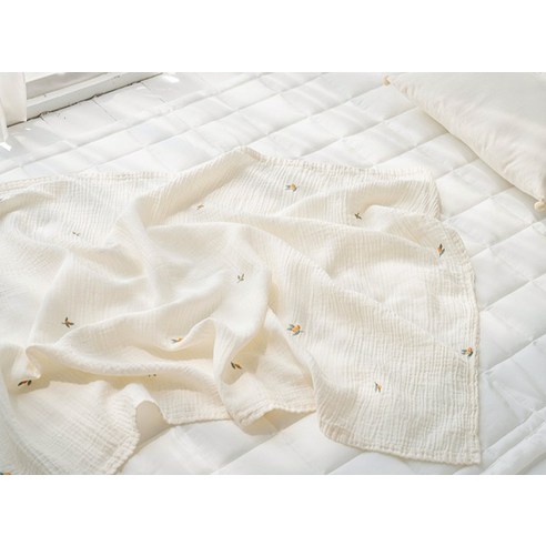 밤새 쿨쿨, 땀 많은 아기 꿀잠 책임지는 유트러스 모달 거즈 이불!