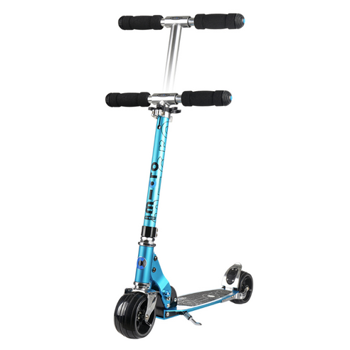 자유로운 질주, 마이크로킥보드 로켓과 함께 푸른 상상을 펼쳐보세요.