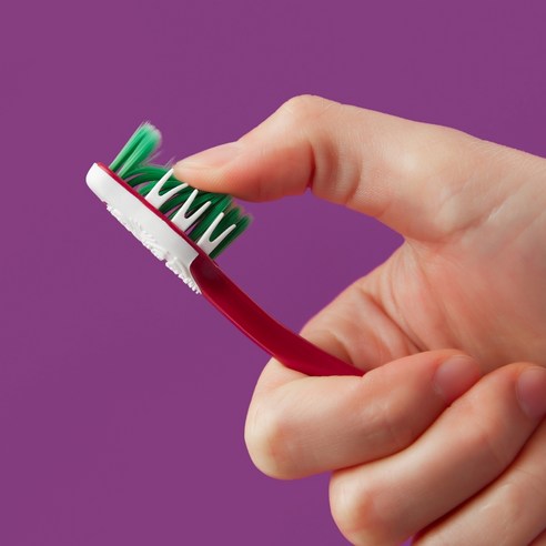 섬세한 잇몸 케어를 위한 죽염 잇몸전문 초극세사모 칫솔