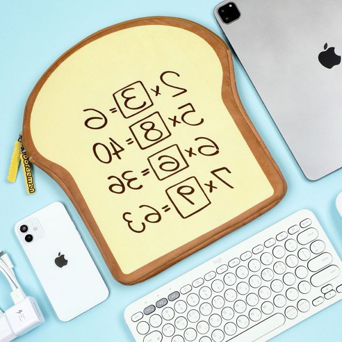 도라에몽 13인치 노트북 파우치: 귀여움과 보호의 완벽한 조화