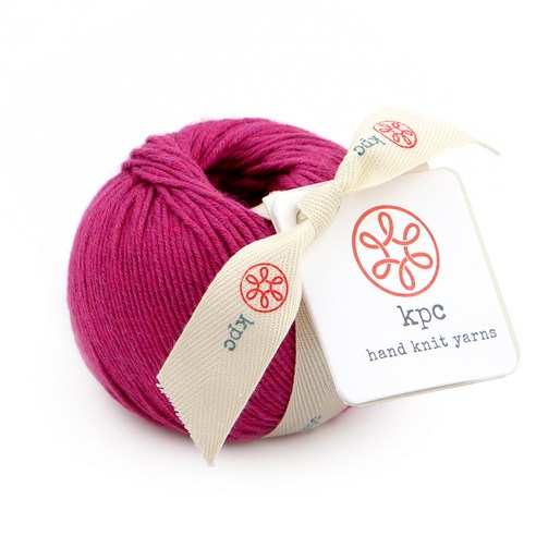 kpc yarn 가쉽 DK 면 뜨개실 50g, 라즈베리, 113m