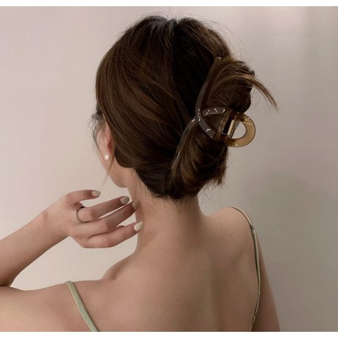 똥손도 금손되는 마법! 풍성한 머리도 문제없는 해피제이 올림머리 집게핀