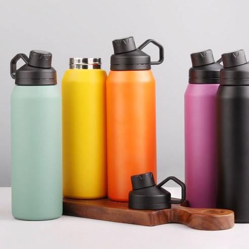 운동과 일상 활동에 필수적인 혁신적인 텀블러