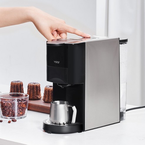 보아르 가정용 전자동 레스트 스퀘어 캡슐 커피머신으로 독특한 아로마와 맛의 커피를 즐겨보세요.