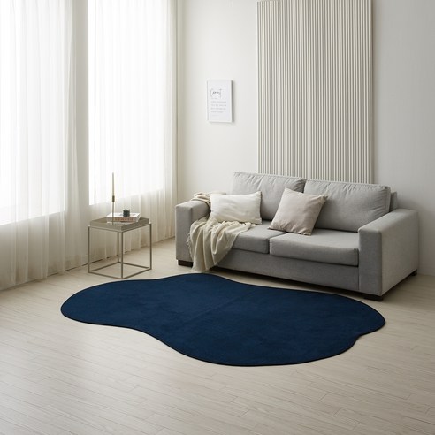 고급스러움과 실용성을 겸비한 사계절 워셔블 러그