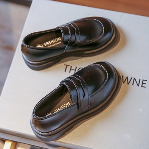 아이 발 건강과 스타일을 모두 책임지는 베베마루 여아용 클래식 단화