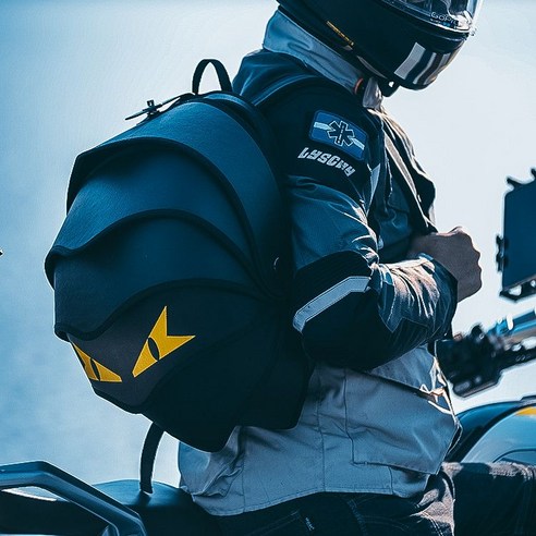 할인가격으로 판매되는 리버폭스 오토바이 헬멧 수납 다용도 포켓 가방, 로켓배송으로 무료 배송, 중국에서 제조된 제품, 화기주의 주의사항