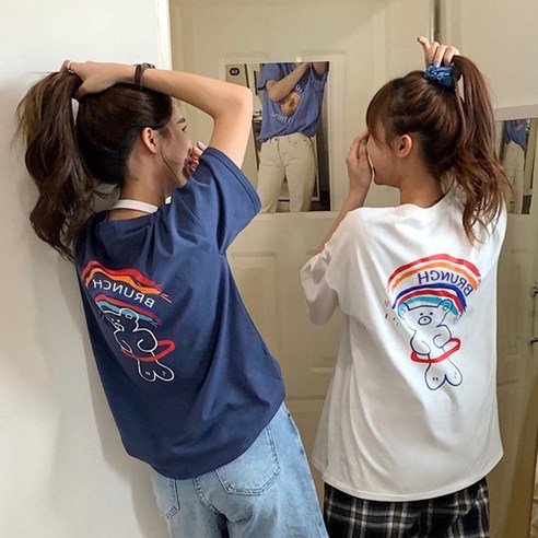 女 時尚 服裝 上衣 短袖 t卹 成年女人 成年女人 女士 女人 涼爽 夏天 夏天 夏天 夏天 夏天 夏天 涼爽的夏天 仲夏 夏天 夏天 炎熱的夏天炎熱的夏季 炎熱的夏季 夏 夫人 夫人 冷靜 冷靜 女裝 服裝 短袖T卹