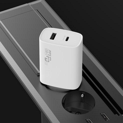 30W充電器 PD充電器 C型充電器 C型快速充電器 快速多功能充電器 超快速充電器 快速充電器 USB充電器30w 快速充電器30w 快速充電器2端口