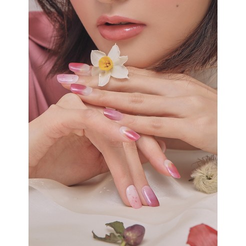 오호라 젤스트립 네일로 간편하게 나만의 스타일을 완성하세요!