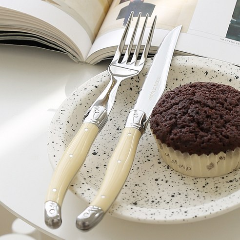 주방에 프랑스의 감성을 더하다, 퀴진드마망 라귀올 커트러리 세트