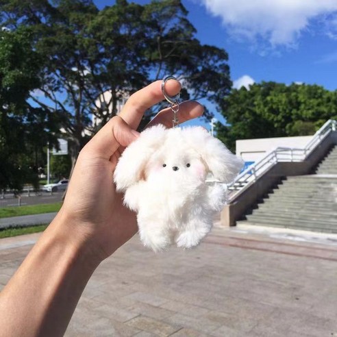 귀여움과 실용성이 완벽하게 어우러진 다다랜드 복실 토끼 인형 키링