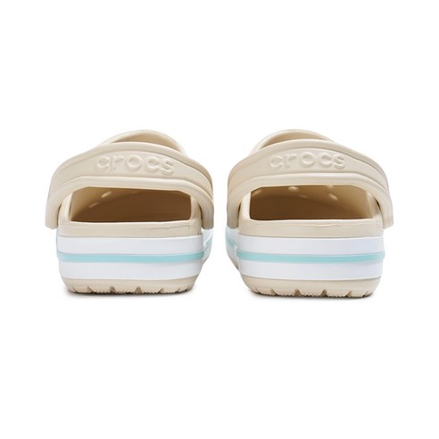 편안함과 스타일을 모두 잡은 여름 필수템, 크록스 바야밴드 클로그