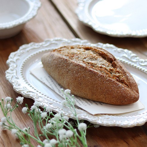 고전적 우아함이 담긴 엔틱바로크 타원접시