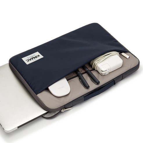 견고함과 스타일을 겸비한 킨맥 360쉴드 노트북 파우치, 당신의 디지털 라이프를 안전하고 아름답게.