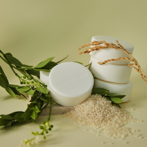 향기로운 머스크 향으로 일상에 행복을 더하세요.