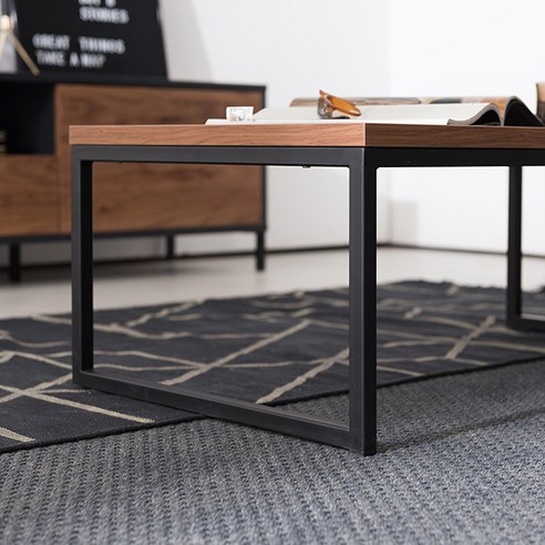 좁은 공간을 스타일리시하게, 리바트 무드 레트로 티테이블